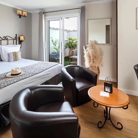Hotel De L'horloge 4*